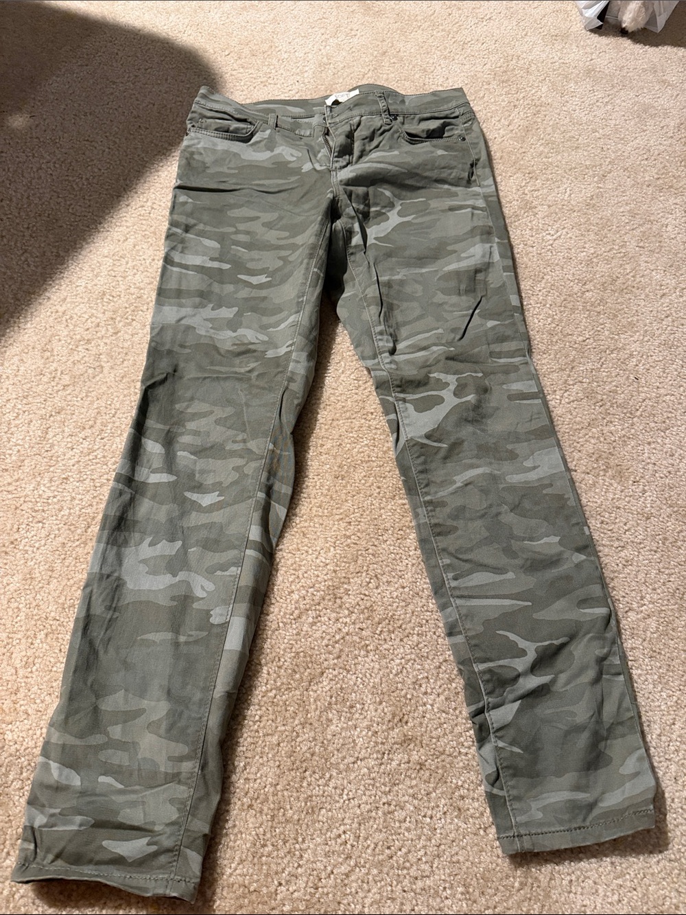 Loft Camo Women's pants - Olive Green